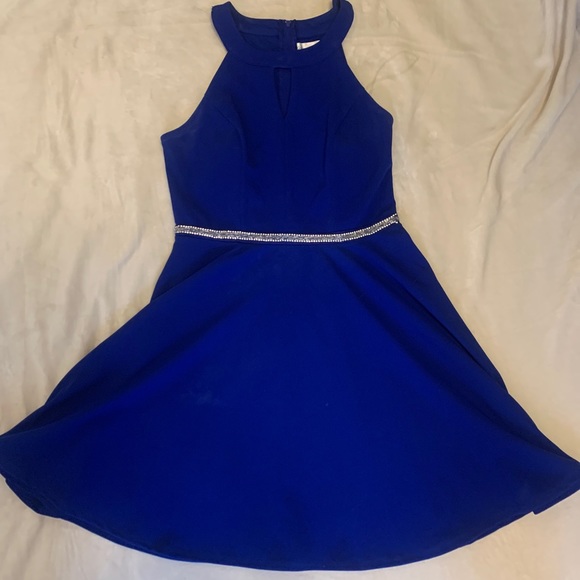 Dress - Picture 1 of 1